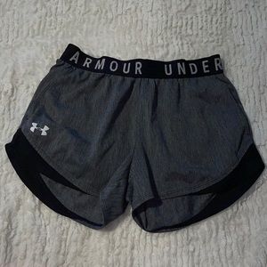 Under Armour play up twist shorts